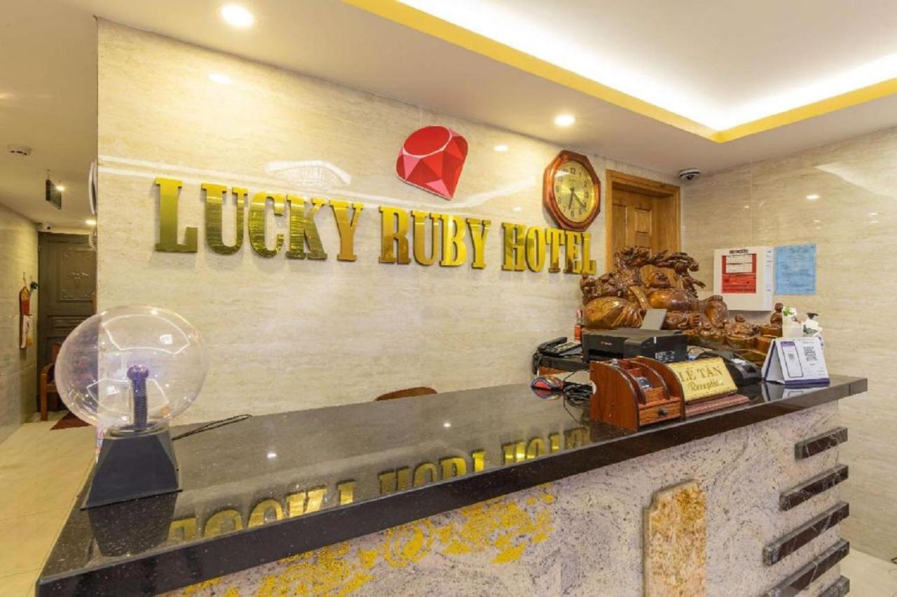 Lucky Ruby Hotel Da Nang Exterior photo